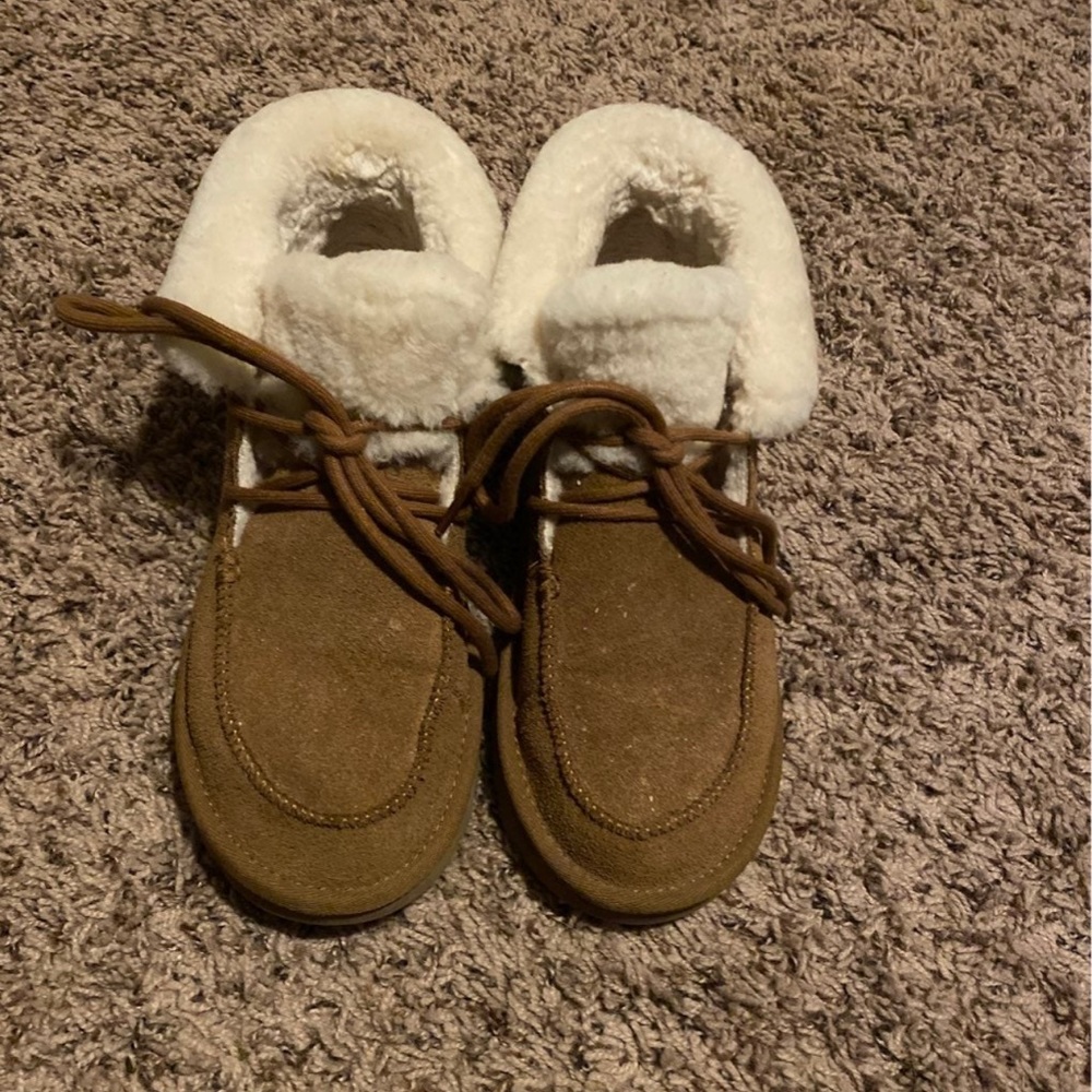 Ugg